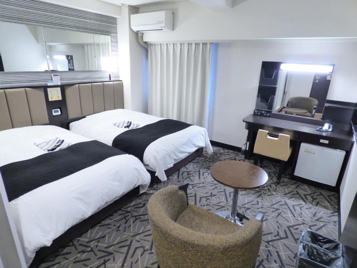 Apa Hotel Takamatsu Kawaramachi Buitenkant foto