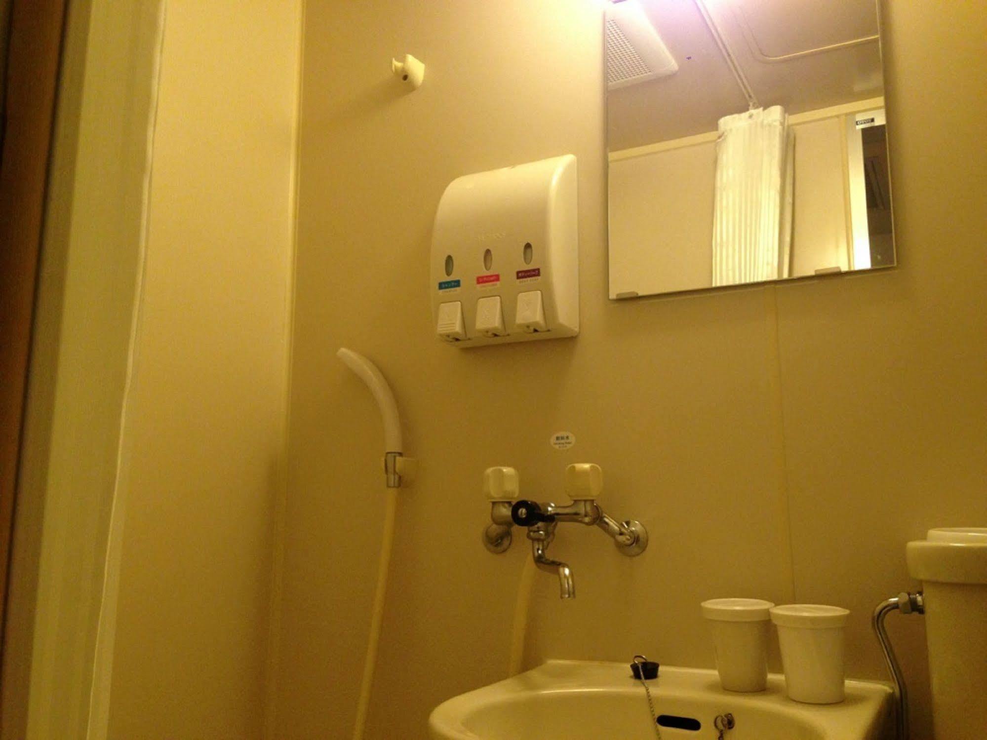 Apa Hotel Takamatsu Kawaramachi Buitenkant foto