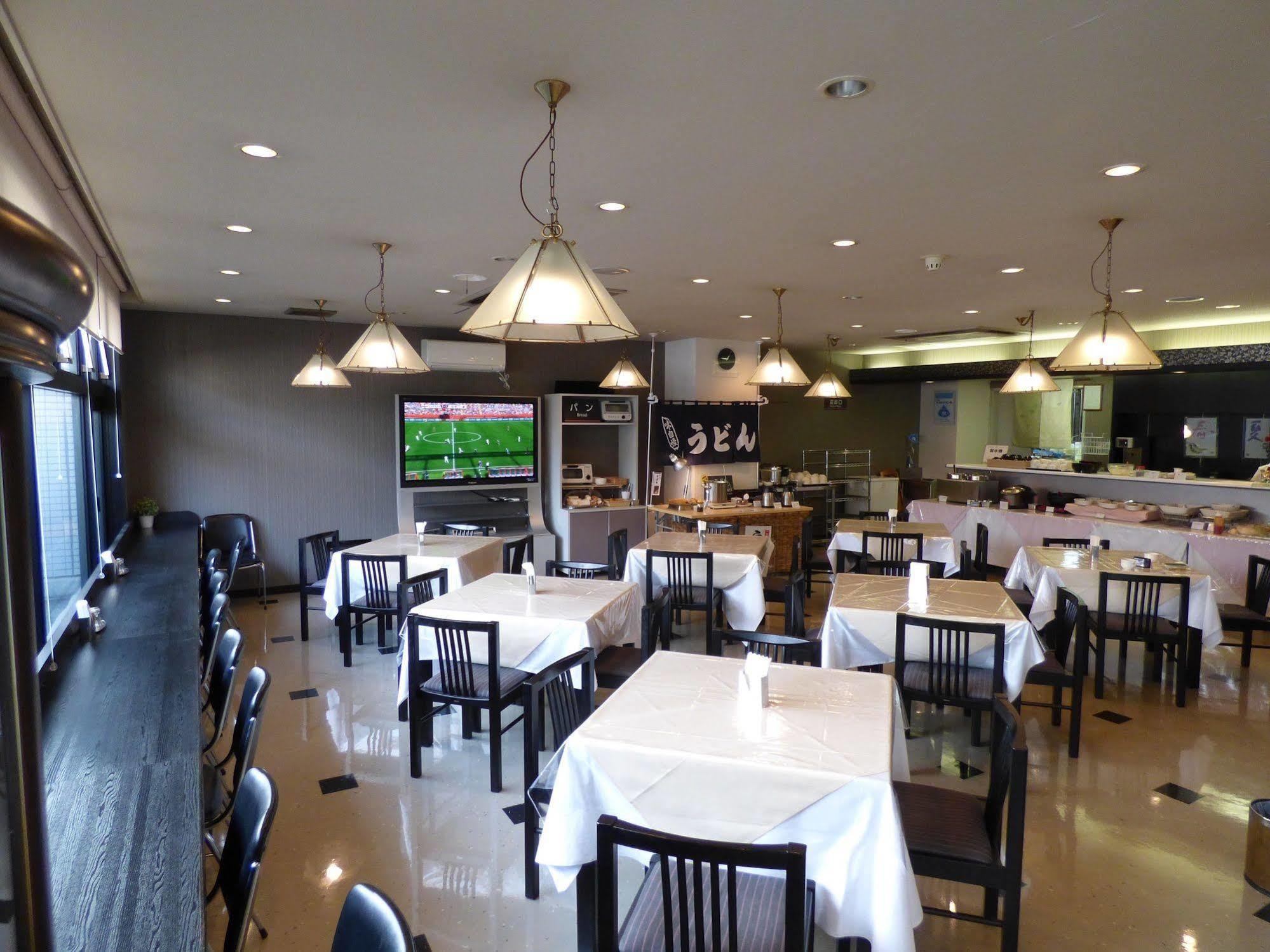 Apa Hotel Takamatsu Kawaramachi Buitenkant foto